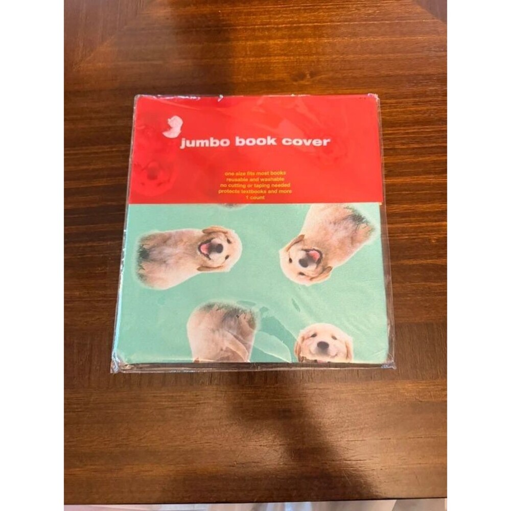 Jumbo Box Sox Golden Retriever puppies